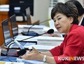 업무시간에 용돈벌이, 식약처 직원 5년간 강의료로 14억원 챙겨