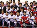 北 여자아이스하키 선수단 한국 찾았다… 수속 뒤 선수촌으로 이동