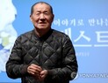 ‘성추행 논란’ 오태석, 연락 끊고 잠적… 피해자에게 “만나자” 연락도