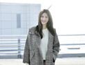 배우 수현, 출국 길도 마치 영화 속 한 장면처럼