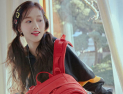 [생활패션 소식] 뉴발란스, 에이프릴 나은과 ‘뉴트로 걸’ 화보 공개 外