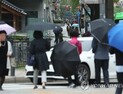 [오늘 날씨] 전국 대체로 흐리고 비…“평년보다 3~10도 낮아”