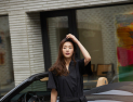 ‘막 찍어도 화보’ 전지현, 촬영장 파파라치컷 눈길