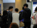 헝가리 유람선 사고 피해자 가족 4명 추가 출국…실종자 수색 난항