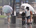 광복절, 전국 흐리고 비…태풍 영향