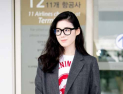 [공항 패션이란] 정은채, 화보로 만든 출국 길 ‘유일무이 매력’