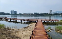속초시, 산불 피해 영랑호 주변 생태 관찰데크로 '새 단장'