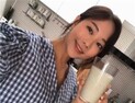 밀크어트 홍보대사 오영주 