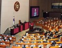재난지원금 두고 여·야·정 ‘충돌’… 지급지연 불가피
