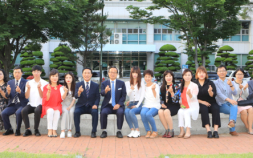 "우린 집에서도 학교얘기만 해요~"…가족이 함께 다니는 '창신대 부동산금융학과'