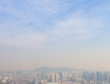 코로나 셧다운 이후 중국 공기질 개선… 한반도 초미세먼지도 감소