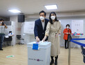 사전투표하는 오세훈 부부