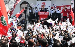 윤석열 뜨자 천안 ‘구름인파’… “민주당 갈아치우자”