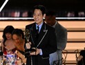 ‘오징어 게임’, 에미상 감독상-남우주연상 수상