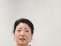 외출한 '우리 엄마' '소파의 아내'를 만났다...조각가 이완숙 전