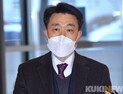 김진욱 공수처장, ‘시무식 찬송가’ 논란… 사퇴 요구도