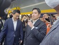정용진 부회장 “현장에 해법 있어…상품·업태 개발 중요”