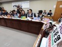 한국노총 “경사노위 중단·尹정권 심판 투쟁”… 최저임금위도 흔들