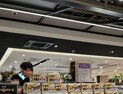 “궁금해서 와봤어요”…폭우 속 ‘아사히 왕뚜껑’ 오픈런
