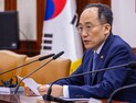 추경호 “유류세 인하 10월 지나서 추가 연장 검토”