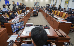 고가 단말기·통신 요금에 소환된 삼성전자·SKT [2023 국감]
