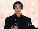 혐의 묻자 입 꾹…‘마약 혐의’ 유아인 첫 공판