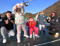 '화천 산천어축제' 10만 방문객 속 개막