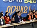 박성효 이사장, 충전식 카드형 온누리상품권 홍보 나서 