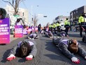 이태원 참사 유족들,  ‘특별법 공포 촉구’ 오체투지 