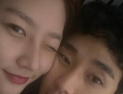 김수현 소속사 “김새론 열애설 사실 아냐…과거 사진”