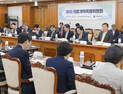 ‘의료개혁특위’ 반쪽 출발…의협·전공의 불참