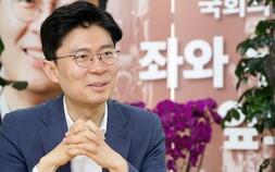 조정훈 “정치의 본질은 국민 삶 개선…합리적 정책 제시해야” [당선인 인터뷰]