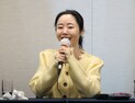 밝아진 민희진 “뉴진스 위해 하이브와 화해하고 파”