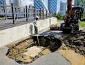인천 송도 센트럴파크 ‘땅꺼짐’…“지하 상수도관 누수”