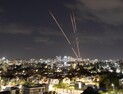 이란, 지상전 개시한 이스라엘에 보복…미사일 180발 발사