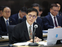 이창용 총재 “PF·갭투자 등 부동산 대출 쏠림…반드시 해결해야” [2024 국감]