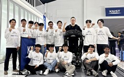 [쿠키과학] 웨어러블 보행로봇 ‘워크온슈트F1’… 세계대회 금매달