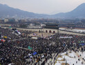 시민단체 28일 ‘尹 탄핵’ 맞불 집회…행안부, ‘인파 모니터링’ 가동