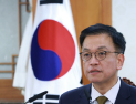 최상목 “무안 항공사고, 가용한 모든 장비·인력 동원해 인명구조 총력”