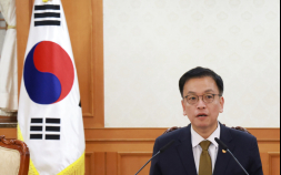 국정 혼란·정권 교체 불안, 연속성 잃을까 [흔들리는 경제정책①]