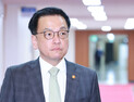 민주 “최 대행, 마은혁 즉각 임명하라”…‘비상한 결단→탄핵 검토’ 압박