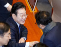 이재명, ‘잘사니즘’ 비전 제시에 민주 “李 중심으로 새로운 미래 열 것”