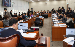 오세훈·박주민 ‘중증외상수련센터 예산 삭감’ 설전…국회 대응 예고