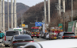 “매일 지나던 길이 공포로”…서울세종고속도로 교량 붕괴