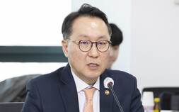 박민수 차관 “3058명 의대 정원 동결 정한 바 없어…대화 통해 결정”