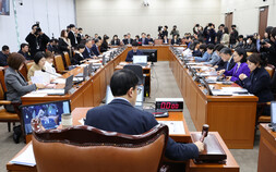 ‘의료인력 추계위법’ 복지위 통과…2027년부터 의대 정원 심의