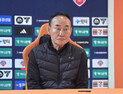 5경기 만에 이긴 김학범 감독 “승리로 자신감 가졌으면”