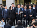 윤석열 대통령 파면…여 “책임 통감” 야 “尹, 사과도 해야”