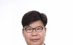 ‘장마당 옆 편의점’ 북한 상점의 기이한 공존 [곽인옥 교수의 평양 시장경제 리포트]