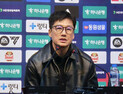 이정효 감독 “경기 막판 경고? 내가 시켰다…서울전 승리, 사우디서 큰 힘”